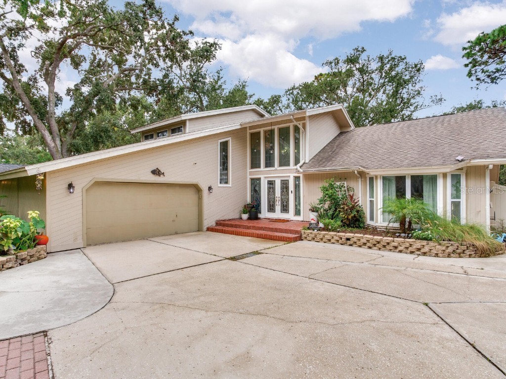 70 Bay Woods Drive Safety Harbor FL 34695 TB8436175 image1