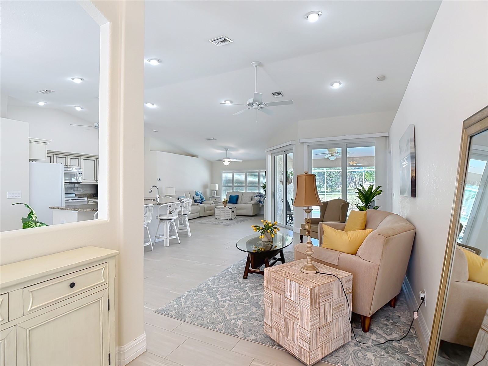 70 Clubhouse Road Rotonda West FL 33947 D6146824 image8