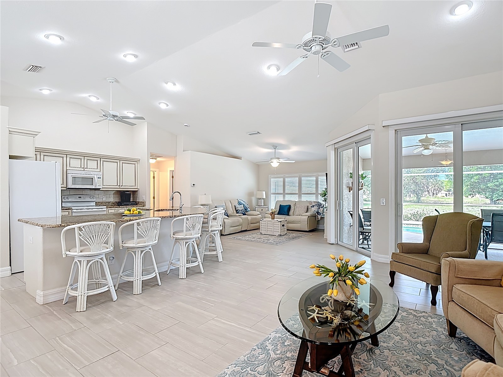 70 Clubhouse Road Rotonda West FL 33947 D6146824 image9