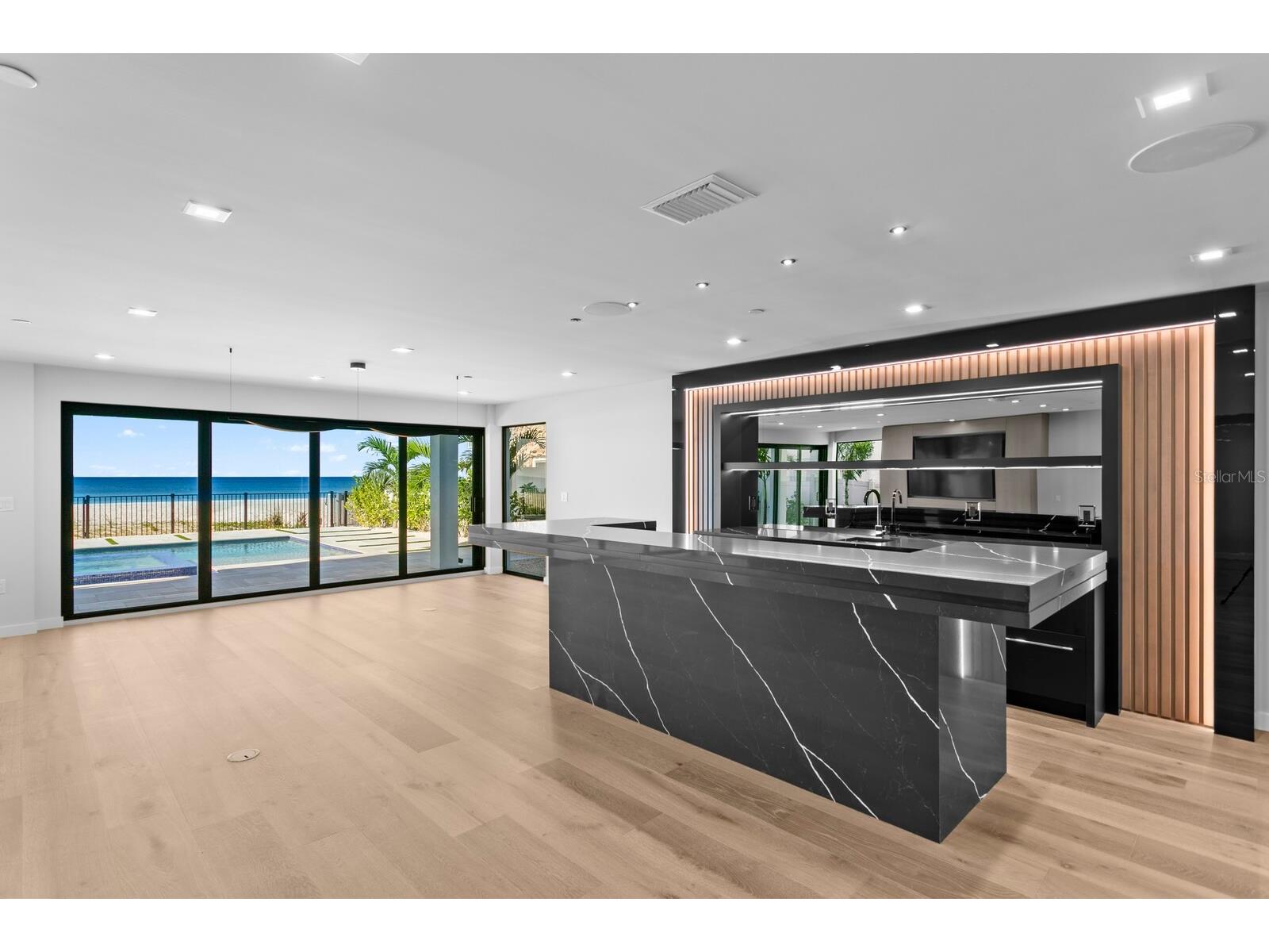 70 Gulf Boulevard Indian Rocks Beach FL 33785 TB8464856 image8