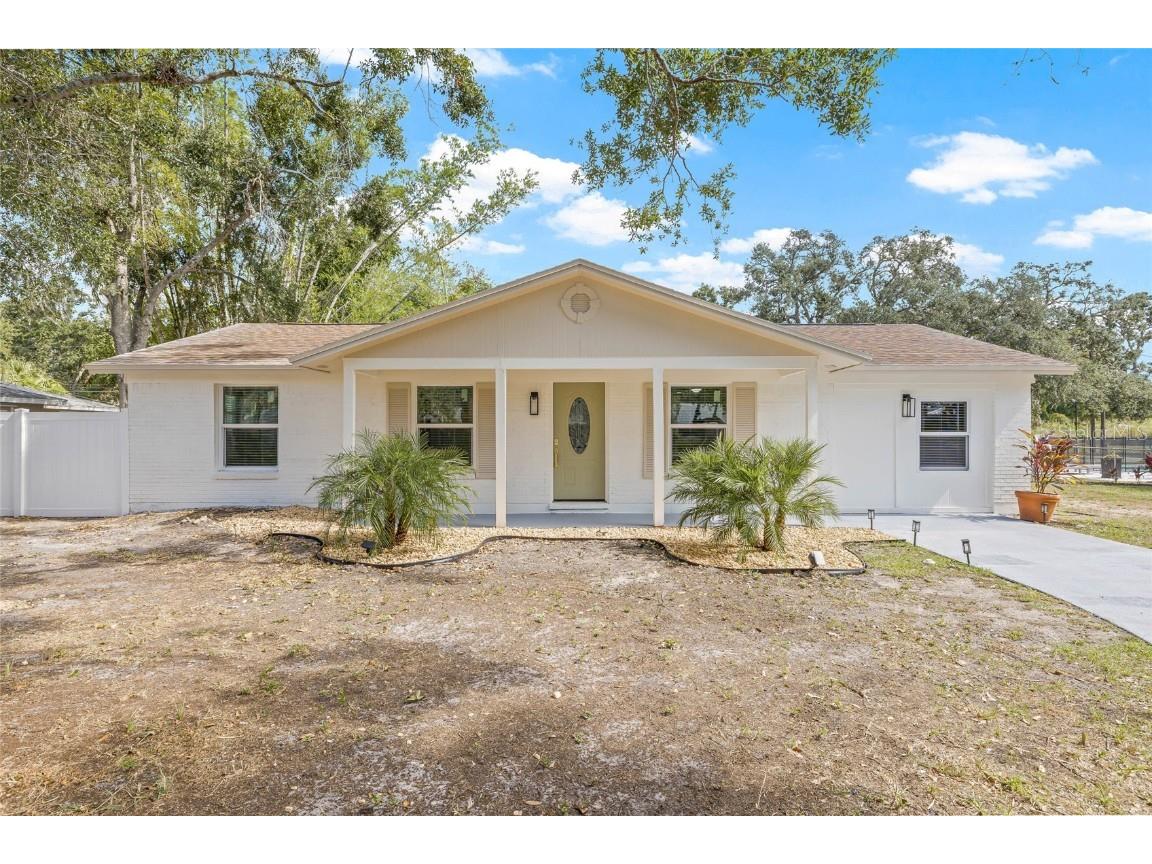 70 Horton Circle Sarasota FL 34232 TB8442621 image1