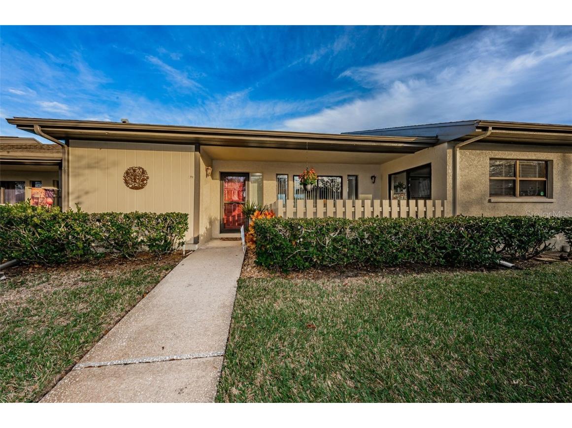 70 Lesley Lane Oldsmar FL 34677 U8227748 image1