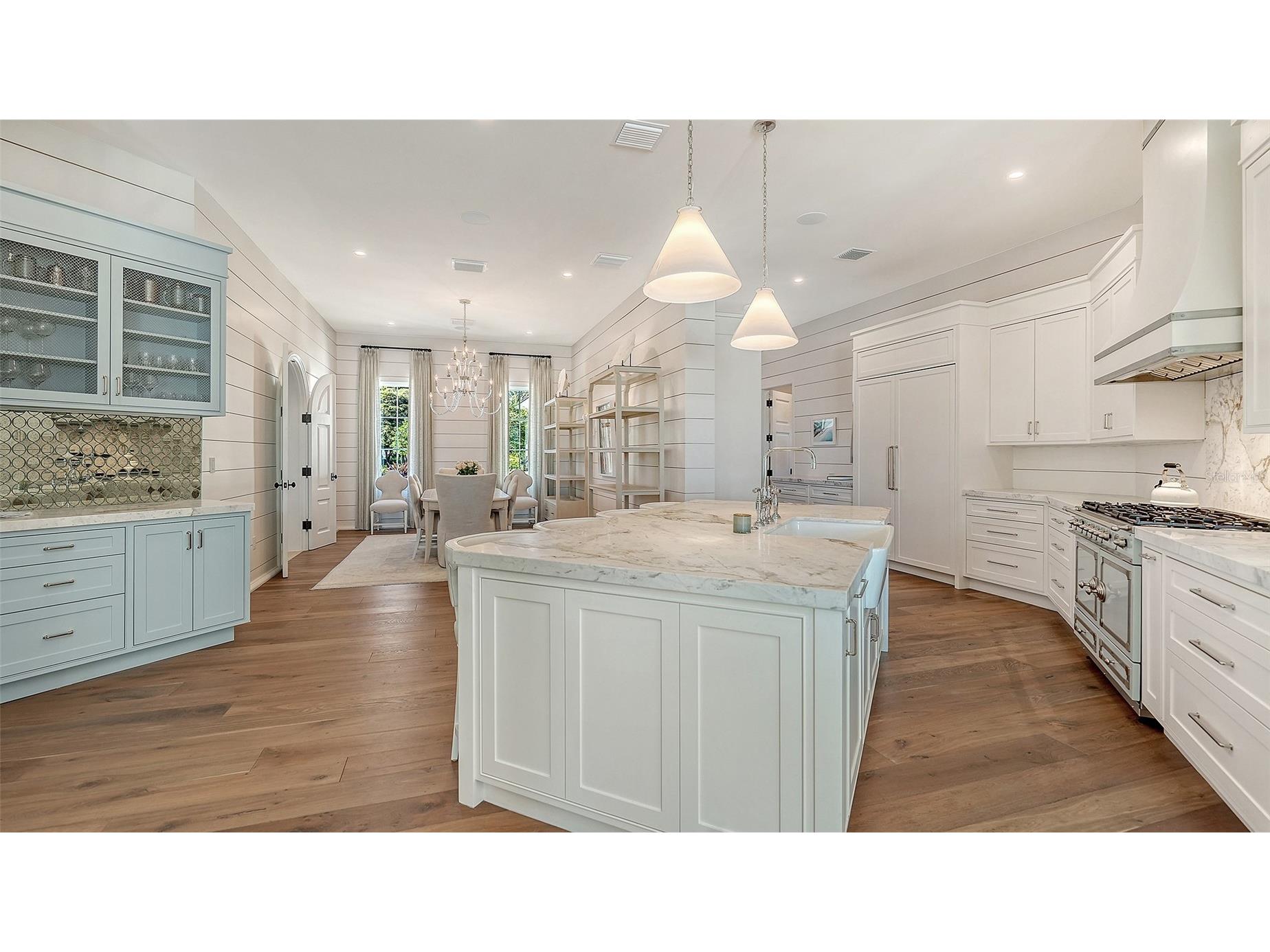 70 Lighthouse Point Drive Longboat Key FL 34228 A4681304 image31