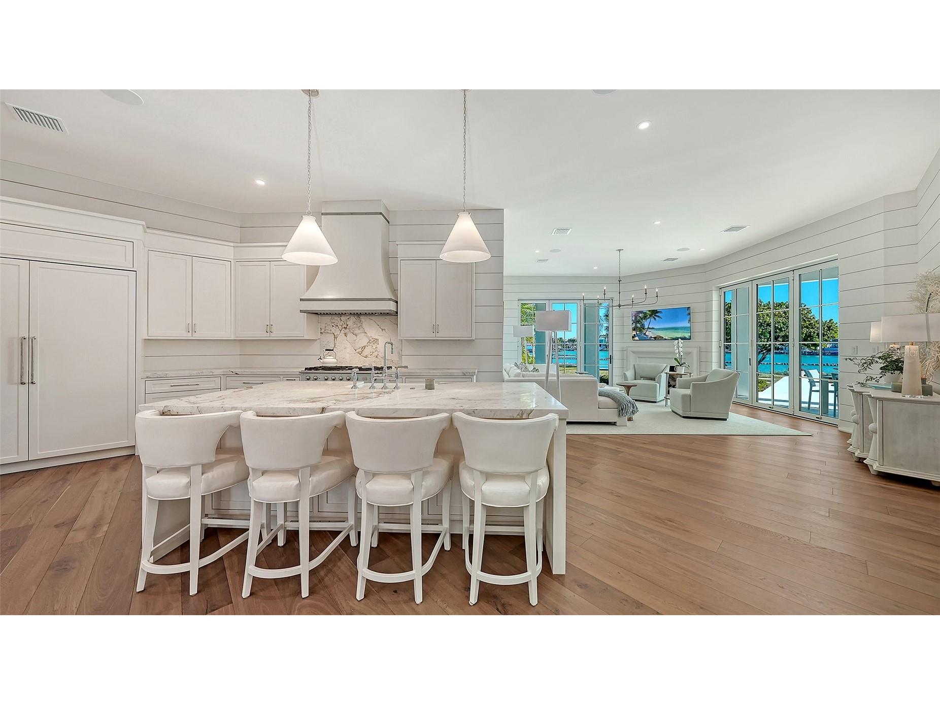 70 Lighthouse Point Drive Longboat Key FL 34228 A4681304 image33