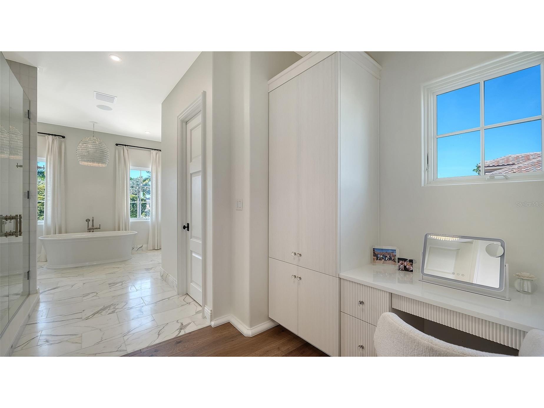 70 Lighthouse Point Drive Longboat Key FL 34228 A4681304 image56