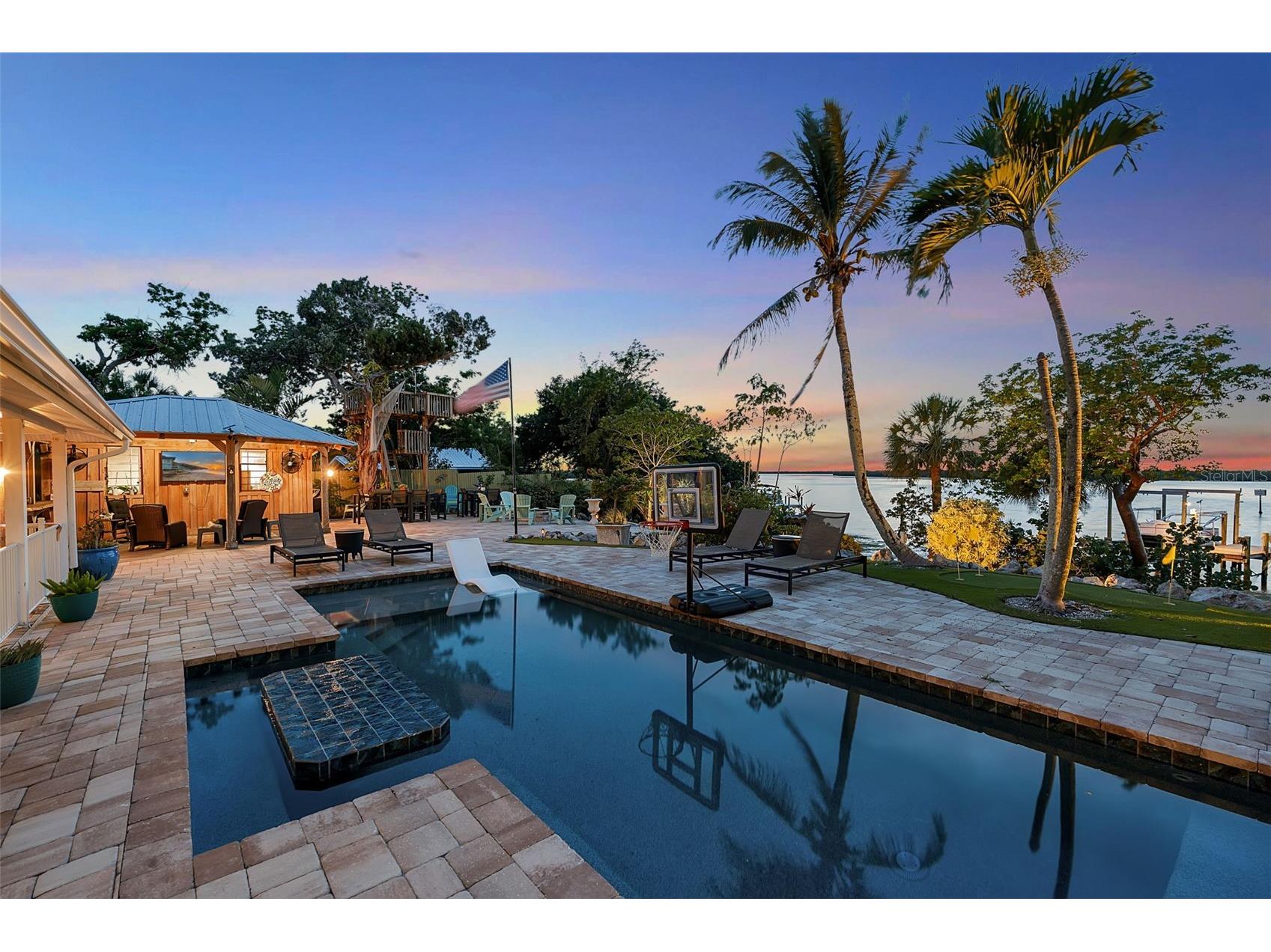70 Mound Place Terra Ceia FL 34250 - MIGUEL BAY A4697047 image10
