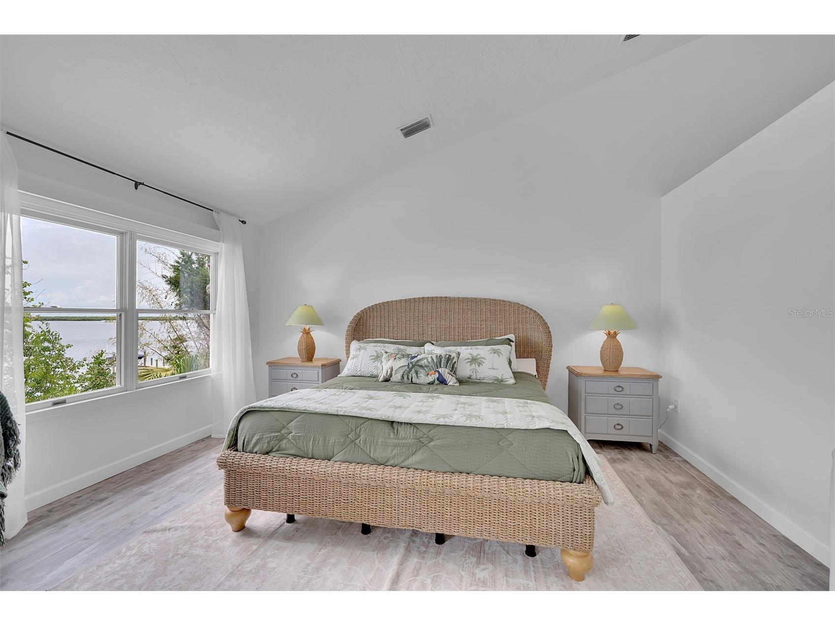 70 Mound Place Terra Ceia FL 34250 - MIGUEL BAY A4697047 image35