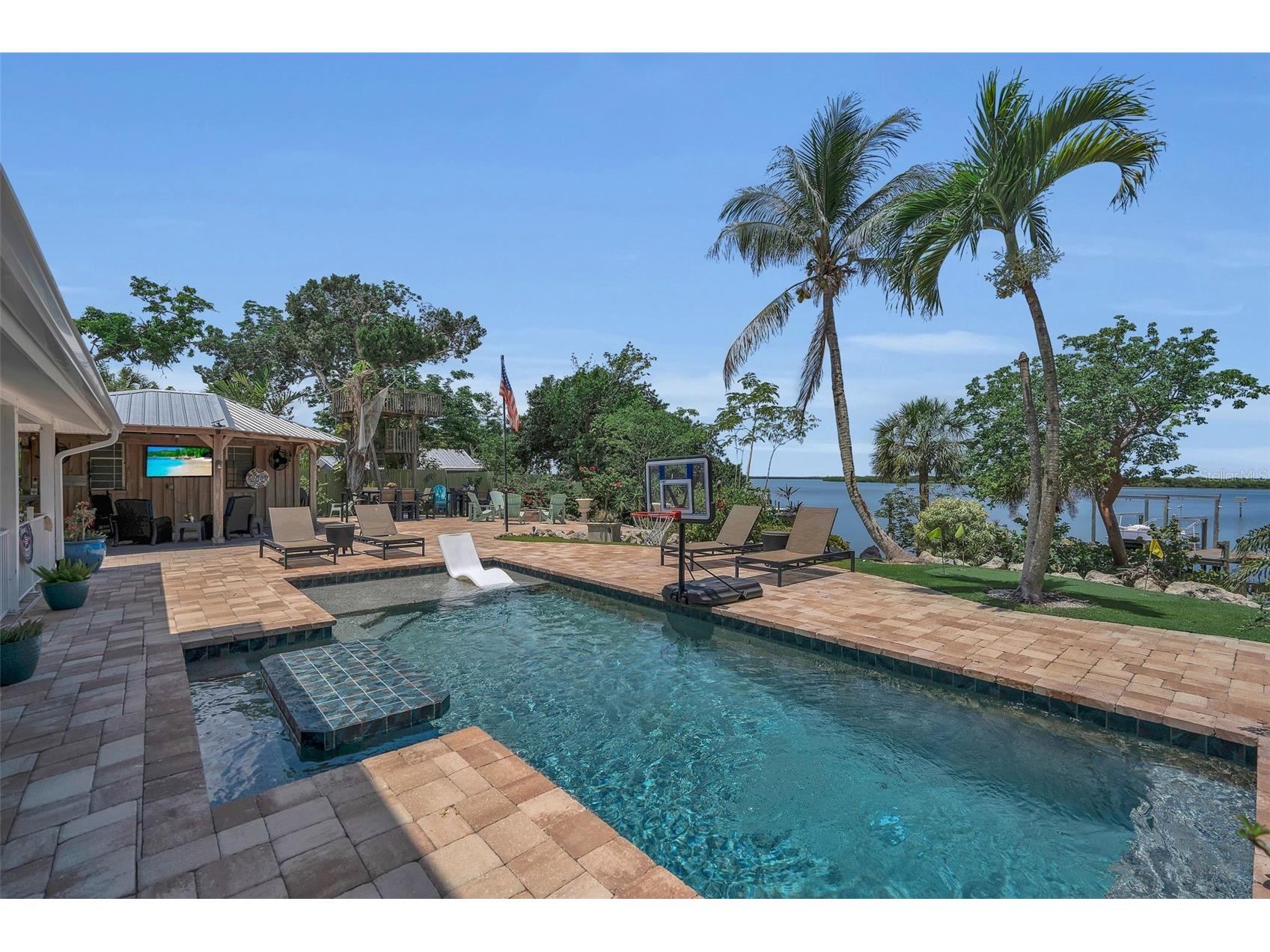 70 Mound Place Terra Ceia FL 34250 - MIGUEL BAY A4697047 image54