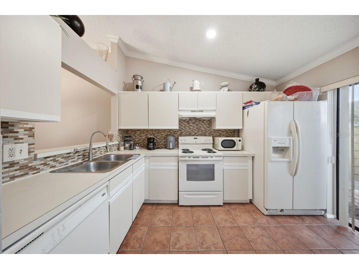 70 Silver Falls Circle Kissimmee FL 34743 O6366825 image3