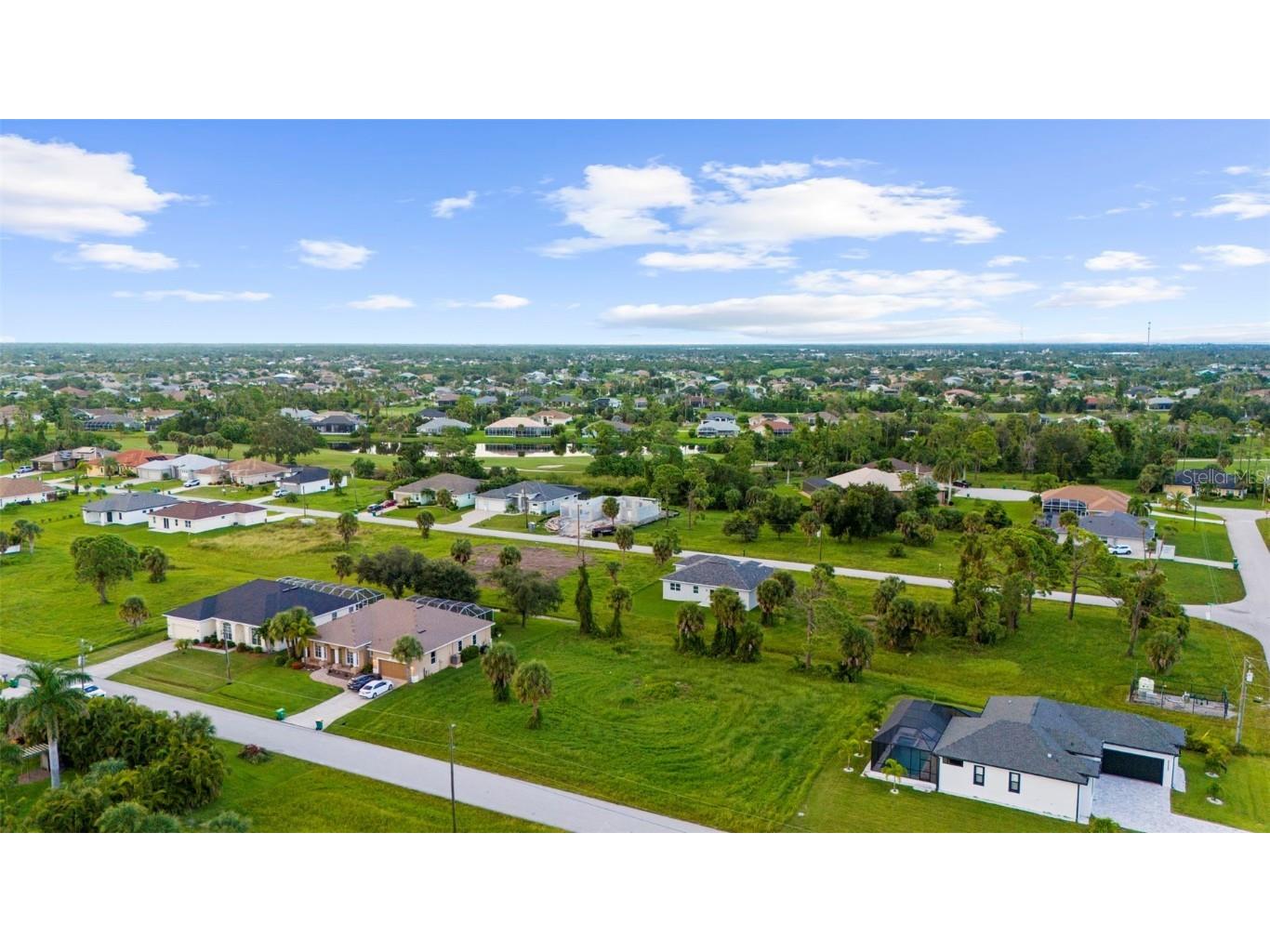 70 Tee View Road Rotonda West FL 33947 N6134285 image1