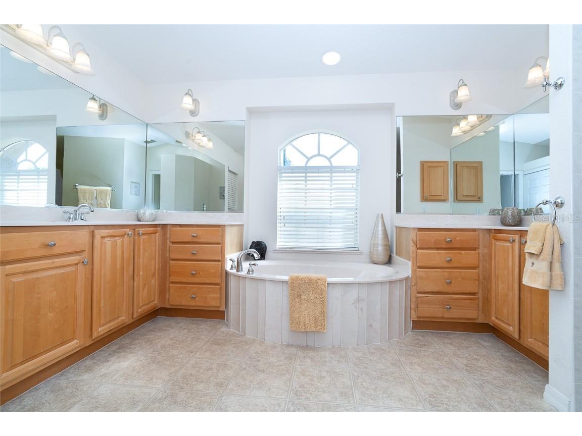 70 Tournament Road Rotonda West FL 33947 D6143236 image32