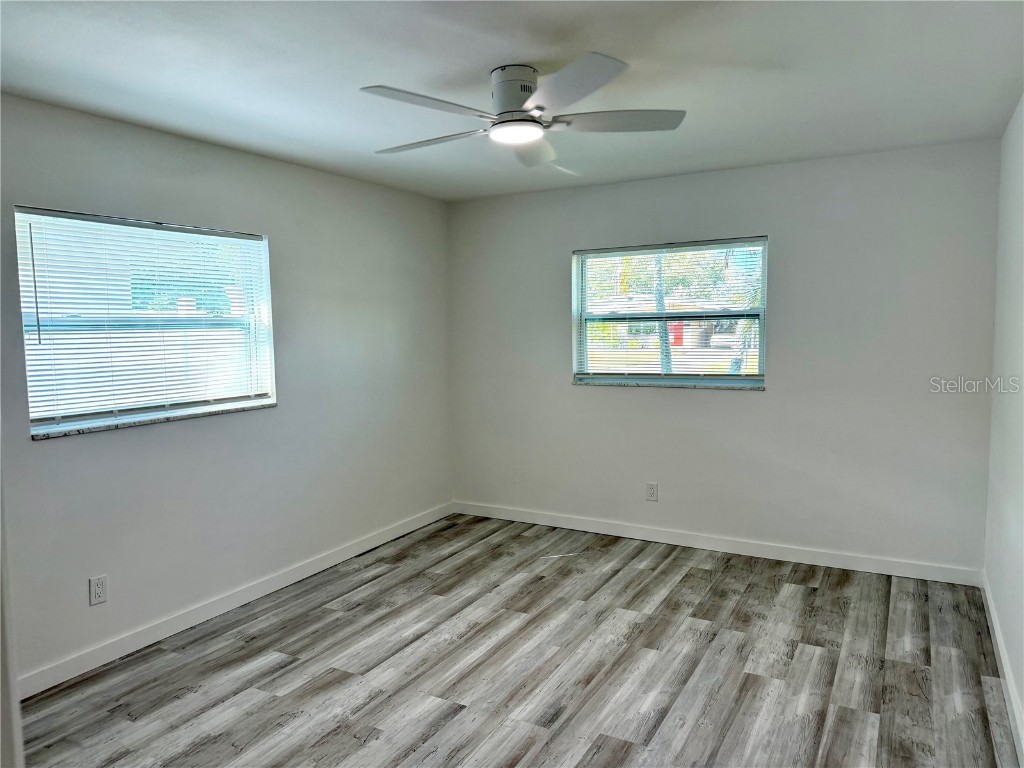 700 74th Avenue N Saint Petersburg FL 33702 TB8445418 image6