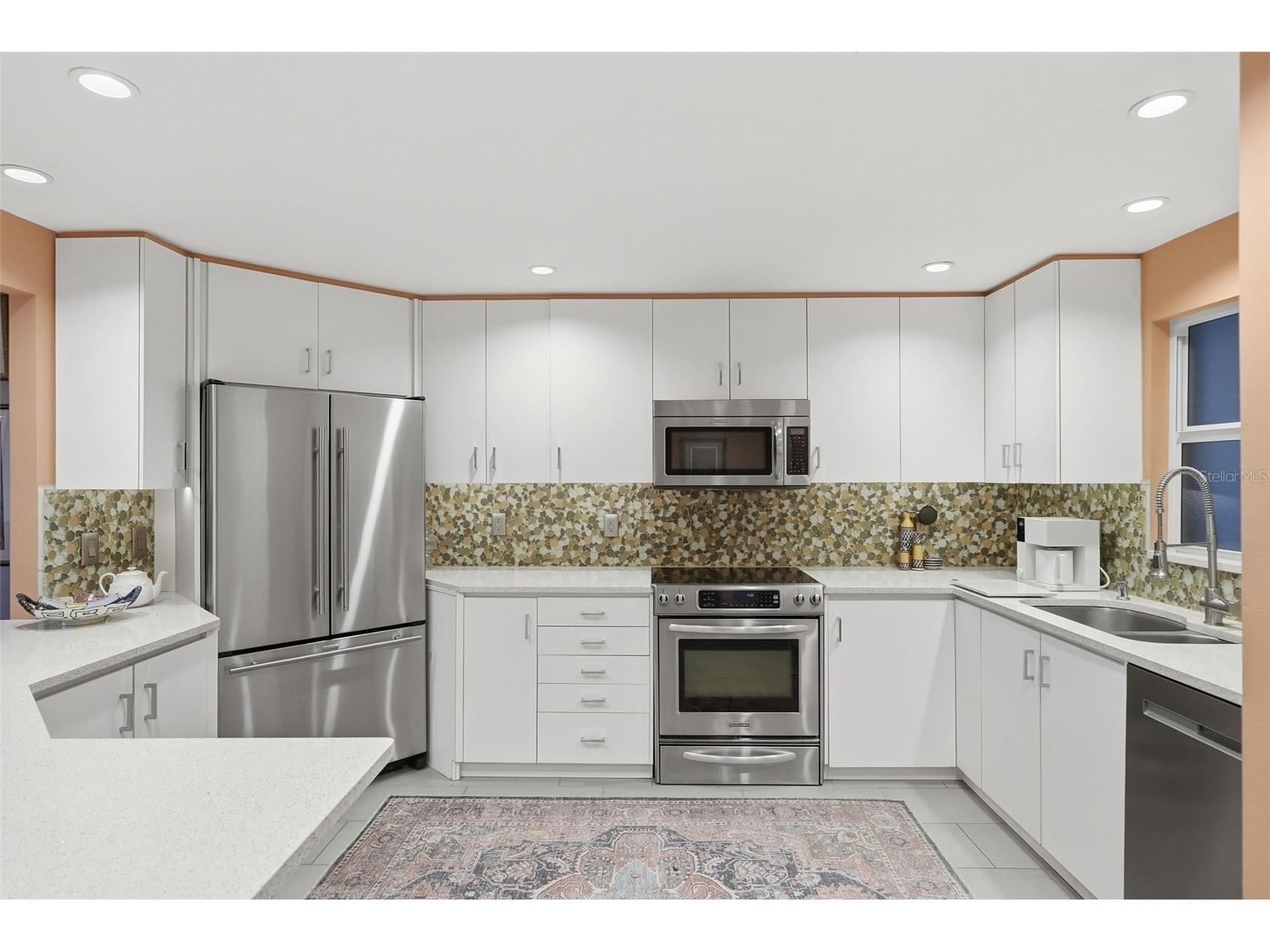 700 Beach Drive NE #302 Saint Petersburg FL 33701 TB8475102 image10