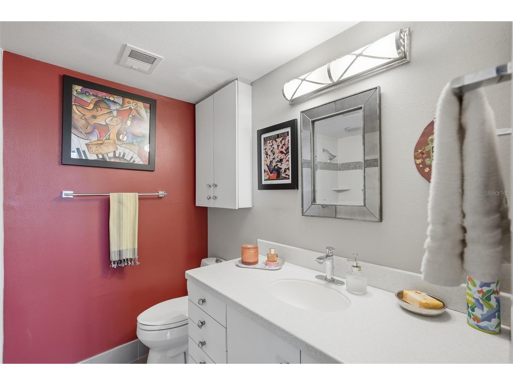 700 Beach Drive NE #302 Saint Petersburg FL 33701 TB8475102 image27