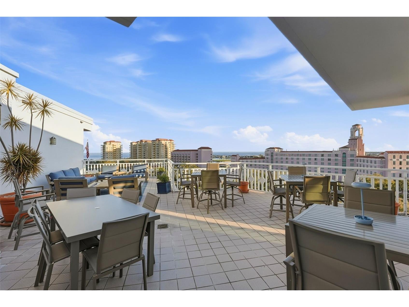 700 Beach Drive NE #302 Saint Petersburg FL 33701 TB8475102 image32