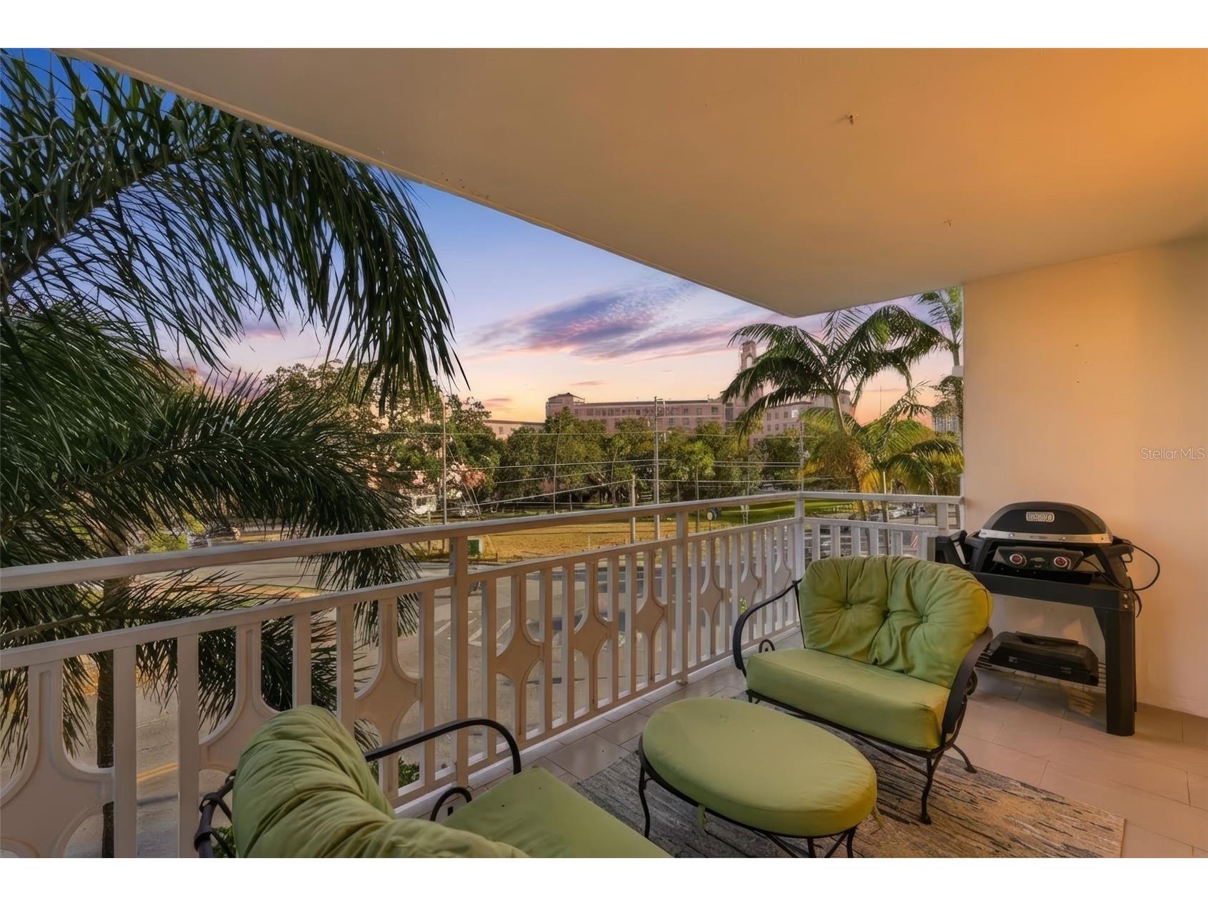 700 Beach Drive NE #302 Saint Petersburg FL 33701 TB8475102 image7