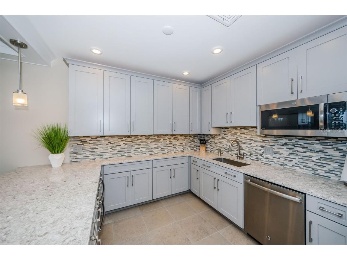 700 Beach Drive NE #308 Saint Petersburg FL 33701 - TAMPA BAY TB8423046 image54