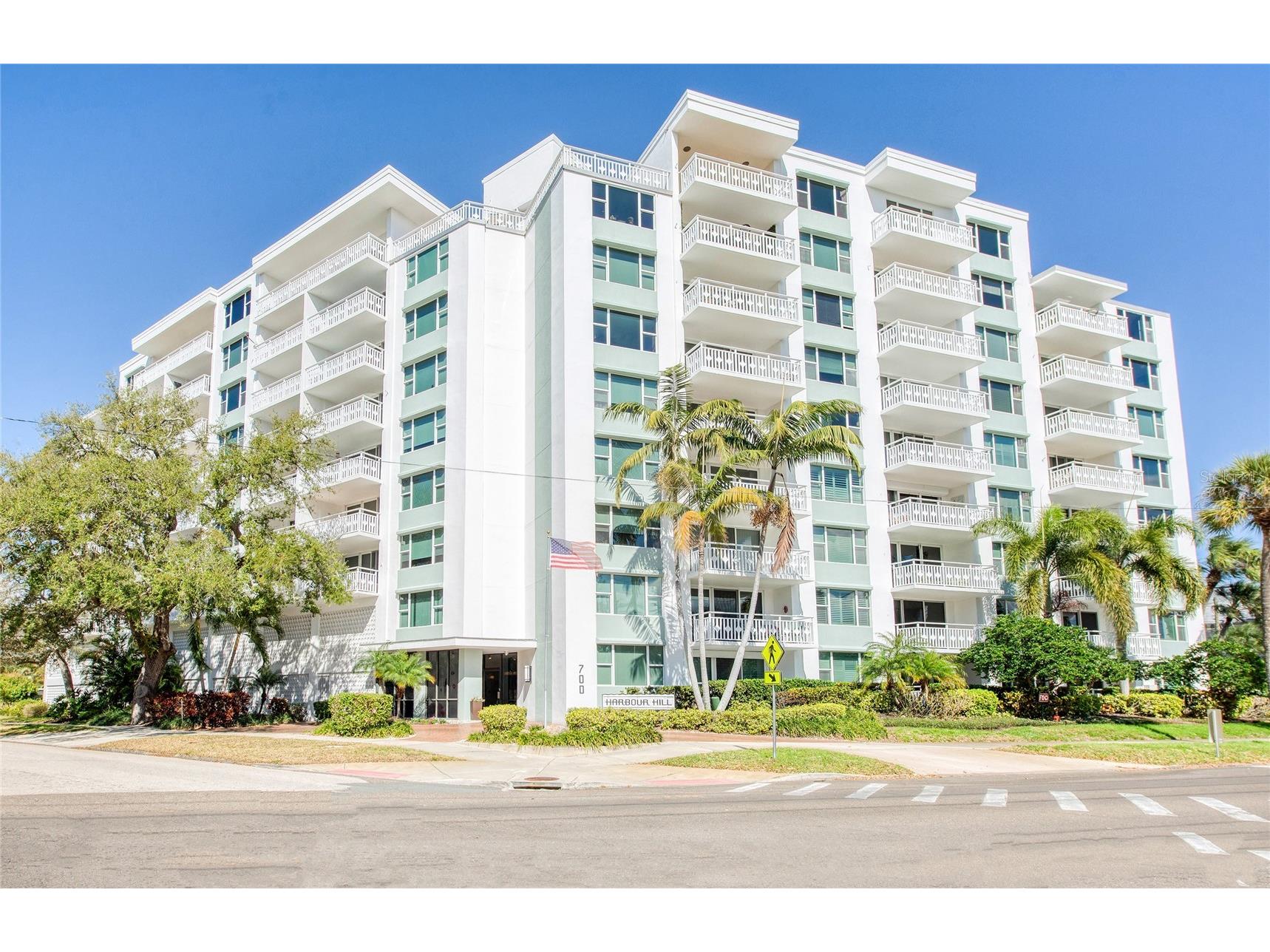 700 Beach Drive NE #406 Saint Petersburg FL 33701 TB8479775 image1
