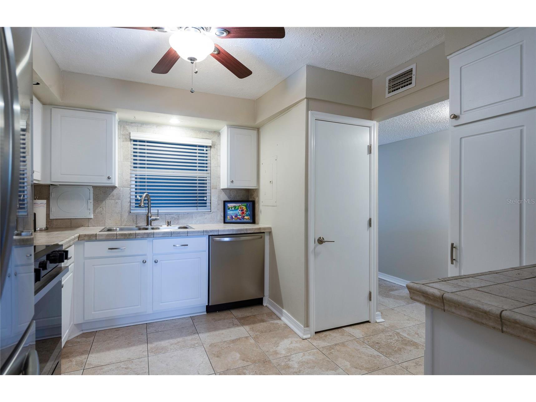 700 Beach Drive NE #406 Saint Petersburg FL 33701 TB8479775 image7