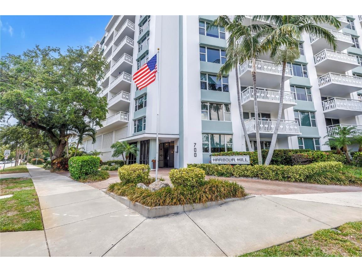 700 Beach Drive NE #602 Saint Petersburg FL 33701 TB8396545 image2