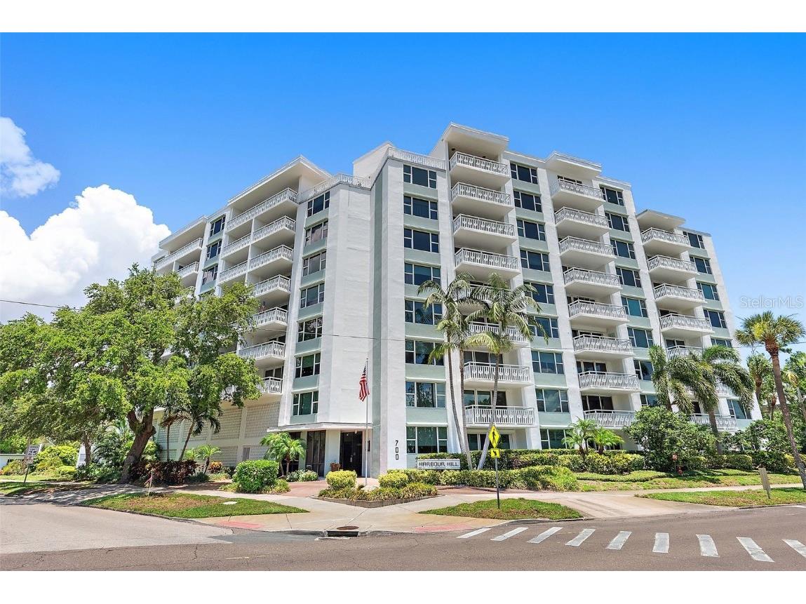 700 Beach Drive NE #606 Saint Petersburg FL 33701 TB8396784 image1