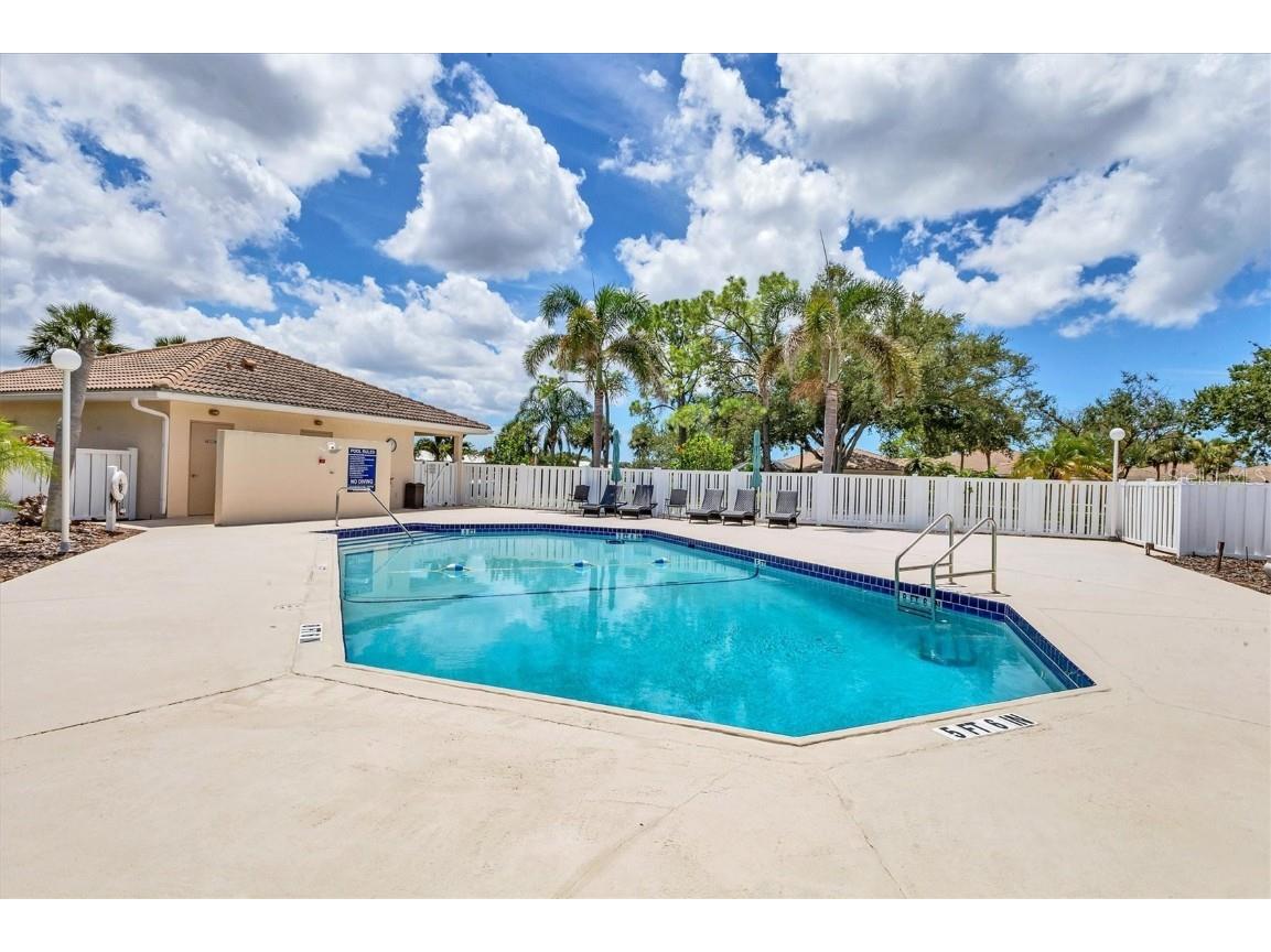 700 Carnoustie Terrace #30 Venice FL 34293 A4662090 image57