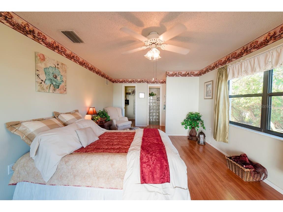 700 Coquina Court Nokomis FL 34275 D6138985 image15