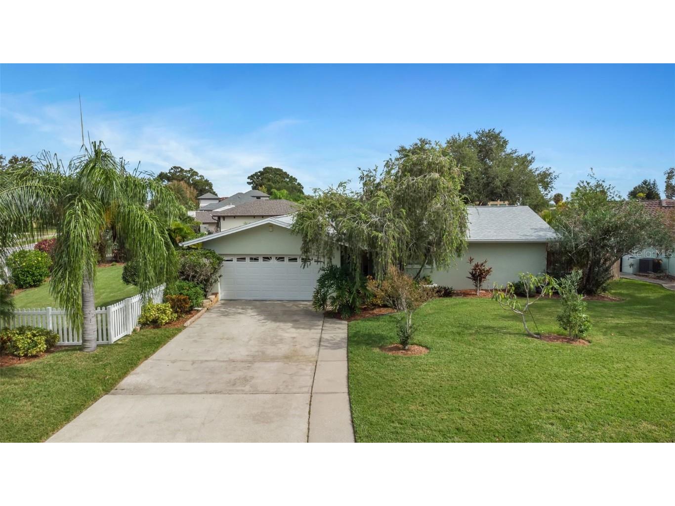 700 Del Oro Drive Safety Harbor FL 34695 U8212830 image1
