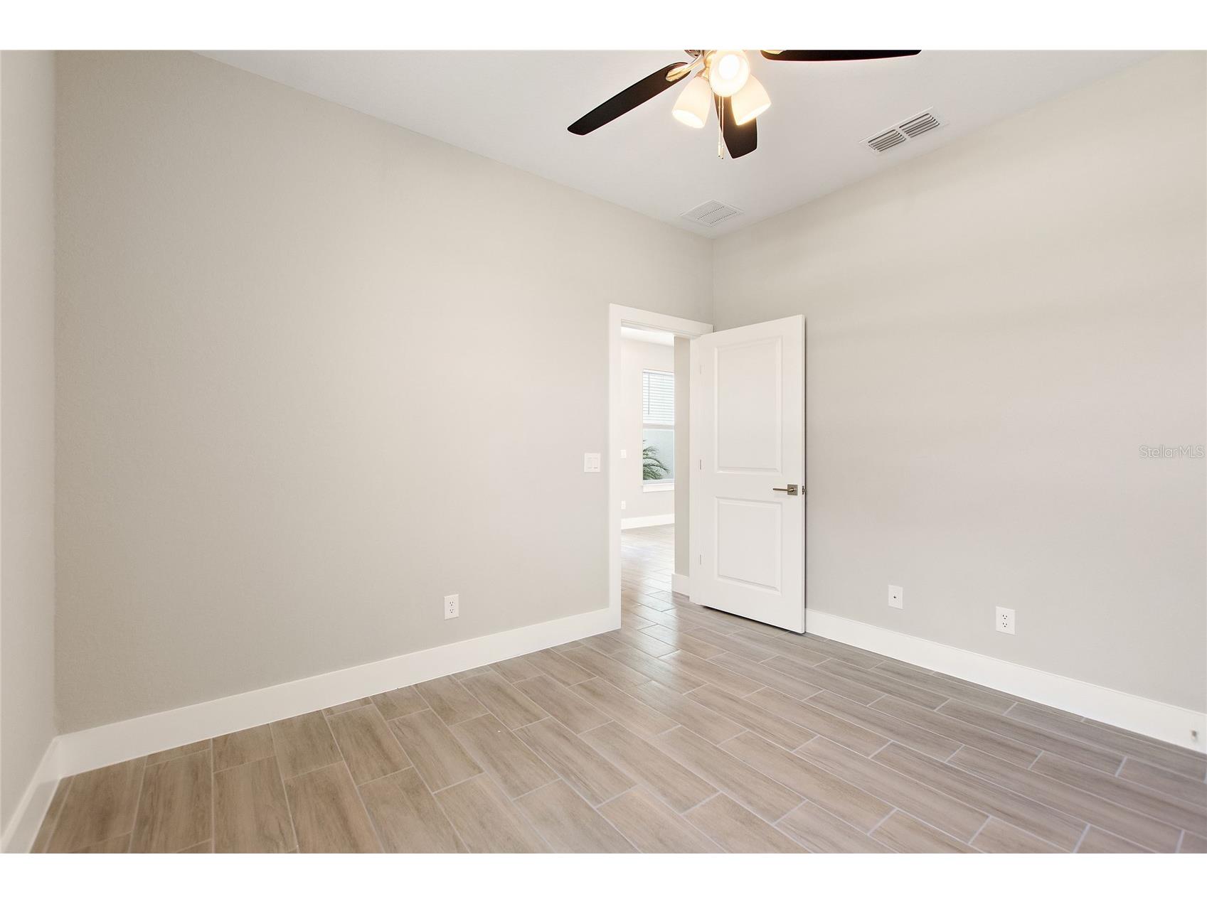 700 Desmoines Drive Kissimmee FL 34759 O6396014 image16