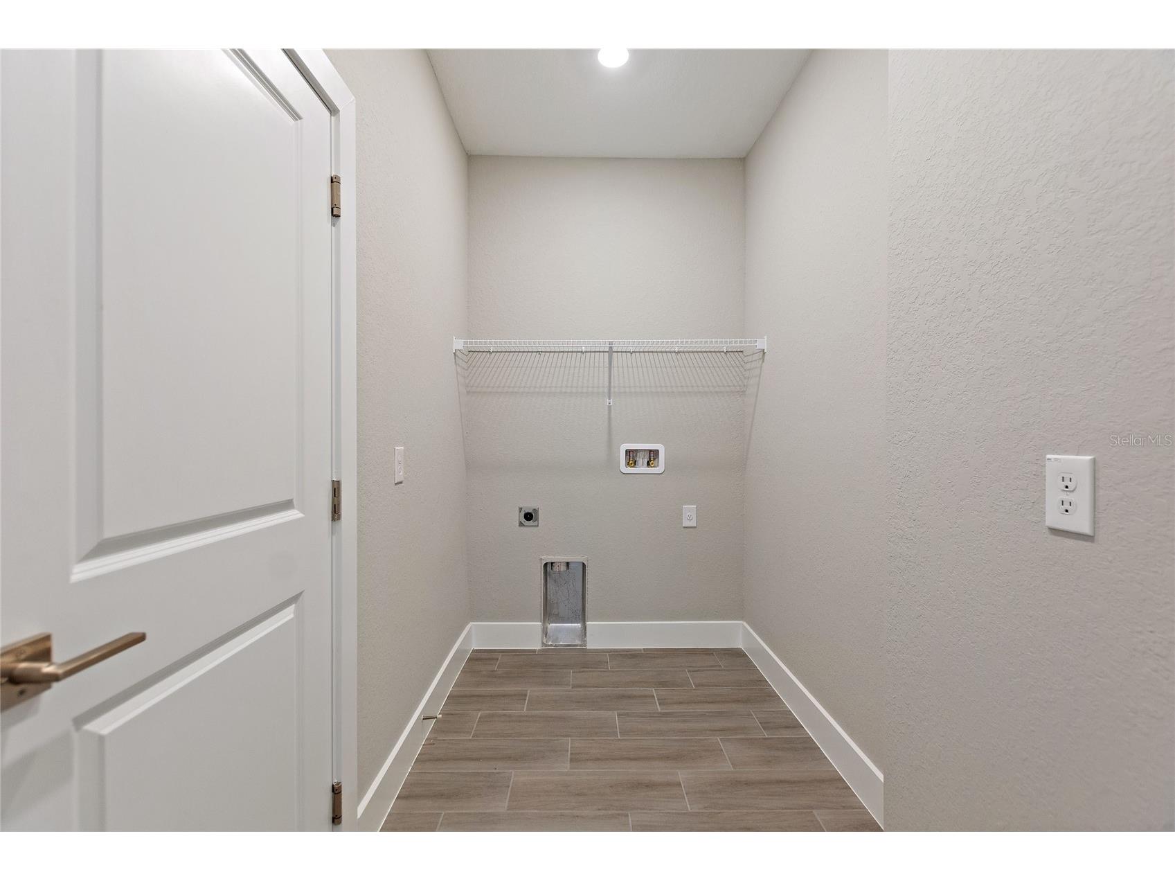 700 Desmoines Drive Kissimmee FL 34759 O6396014 image23