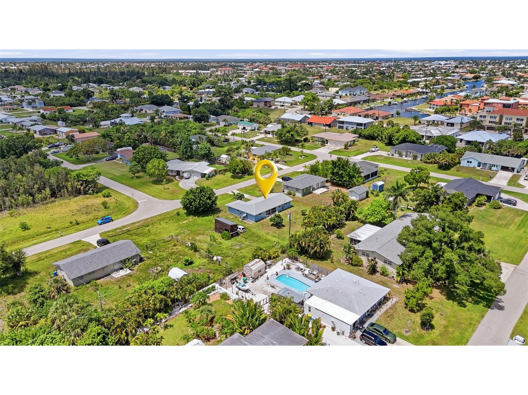 700 Dolphin Parkway Punta Gorda FL 33950 C7528133 image2