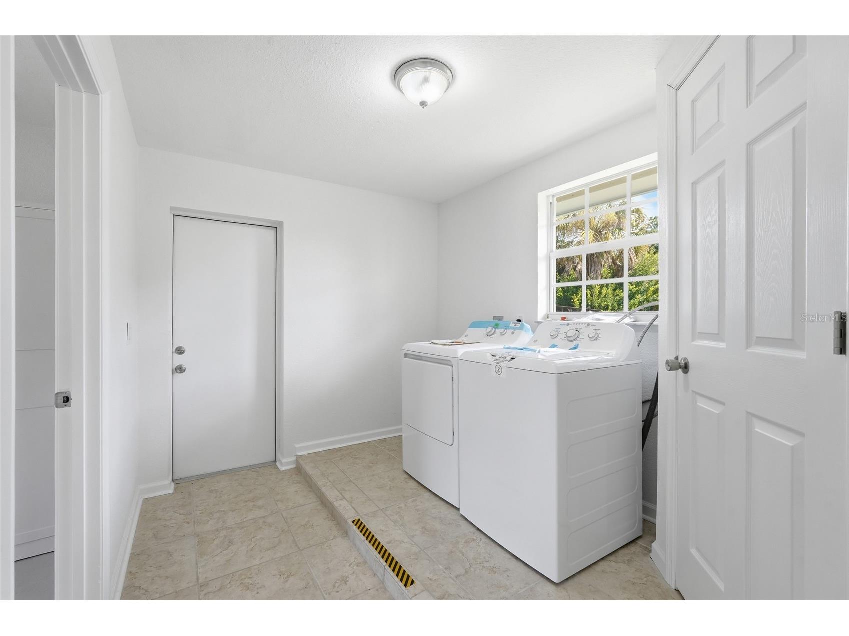 700 Dolphin Parkway Punta Gorda FL 33950 C7528133 image23