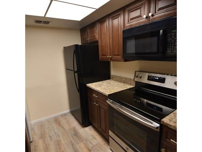 700 E Airport Boulevard #B8 Sanford FL 32773 O6333089 image9