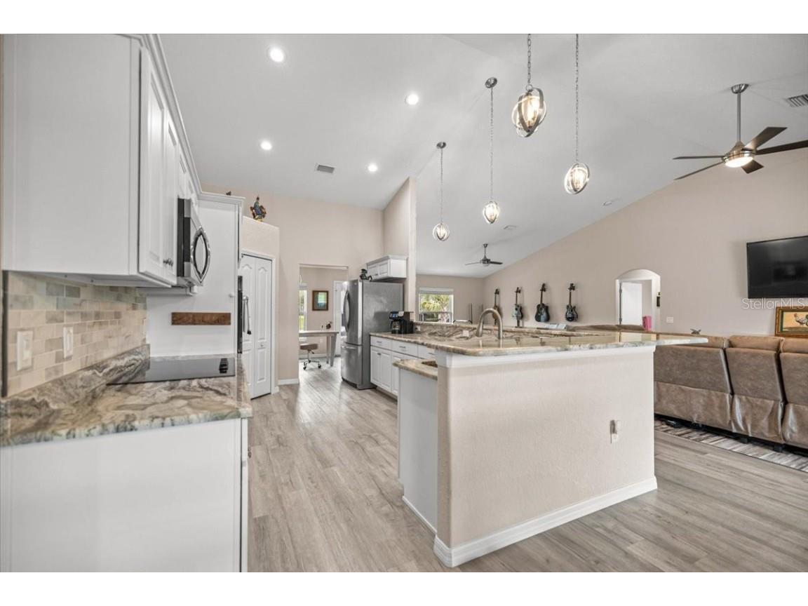 700 E Boston Street Hernando FL 34442 OM707719 image15