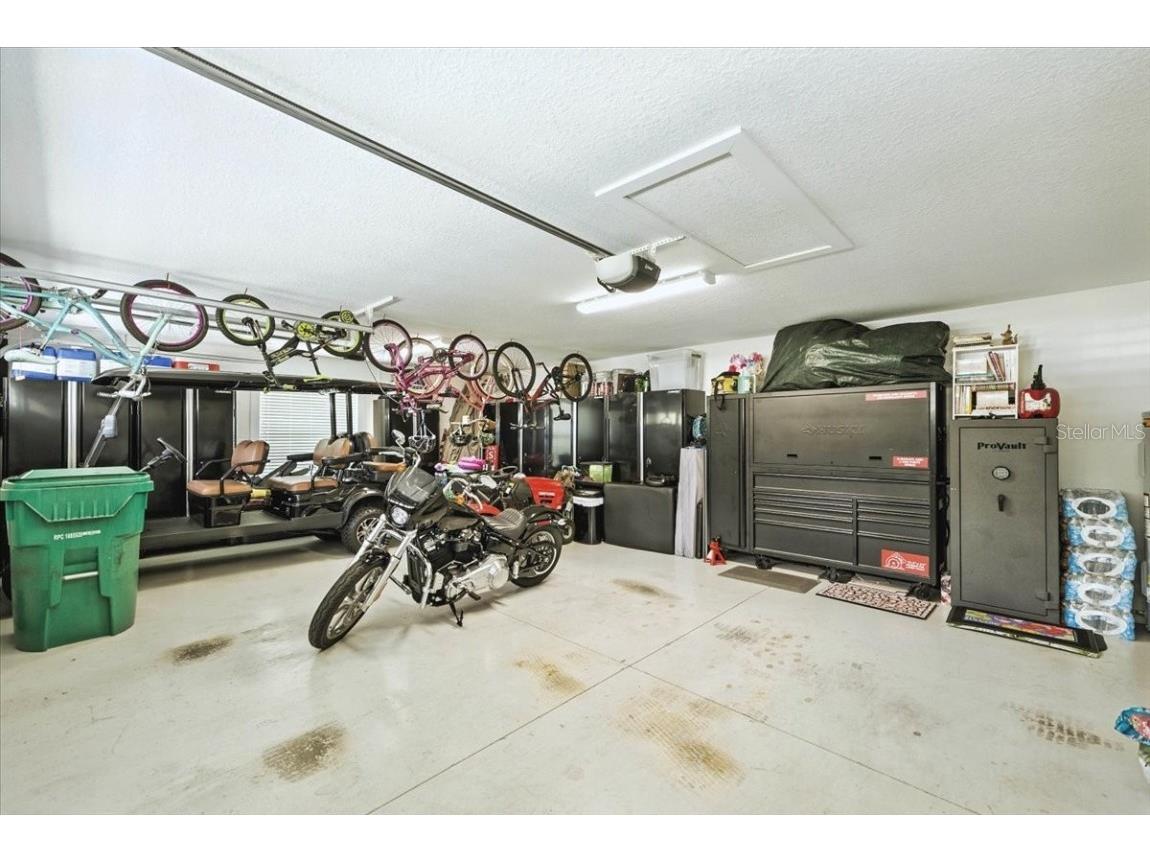 700 E Boston Street Hernando FL 34442 OM707719 image40