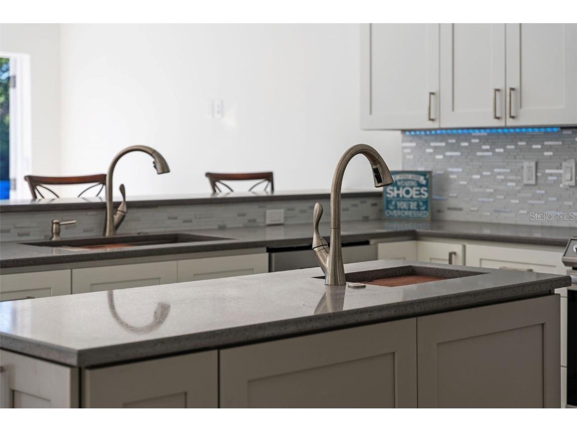 700 Faith Avenue Osprey FL 34229 A4667634 image14