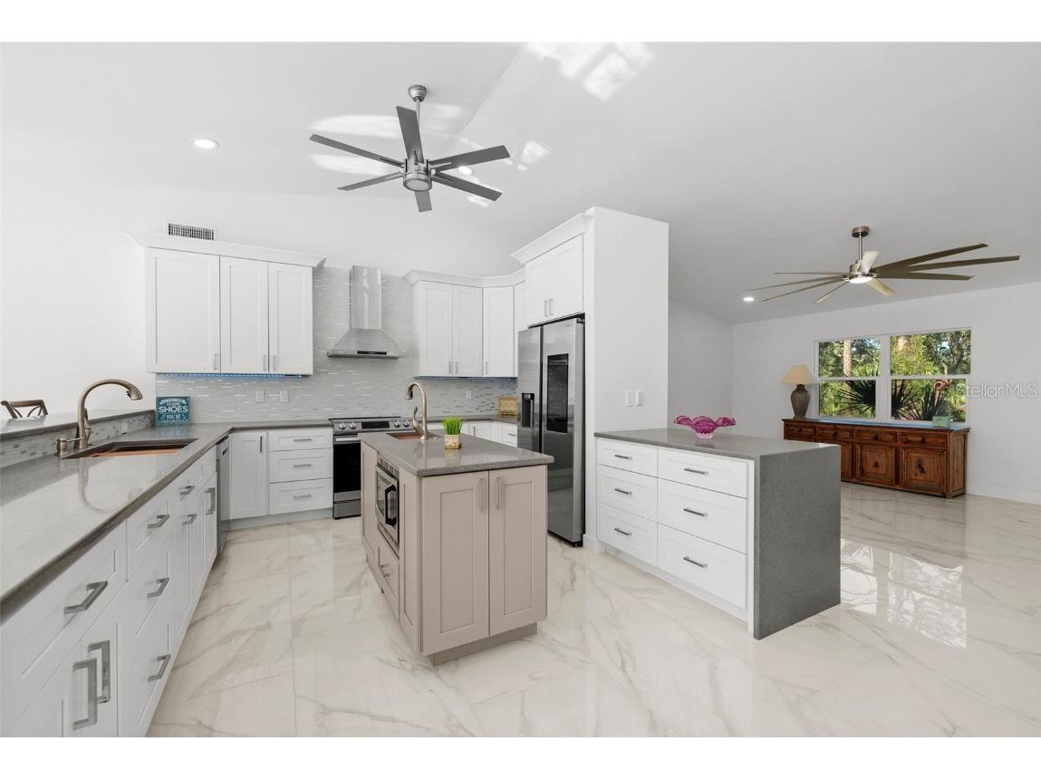 700 Faith Avenue Osprey FL 34229 A4667634 image16