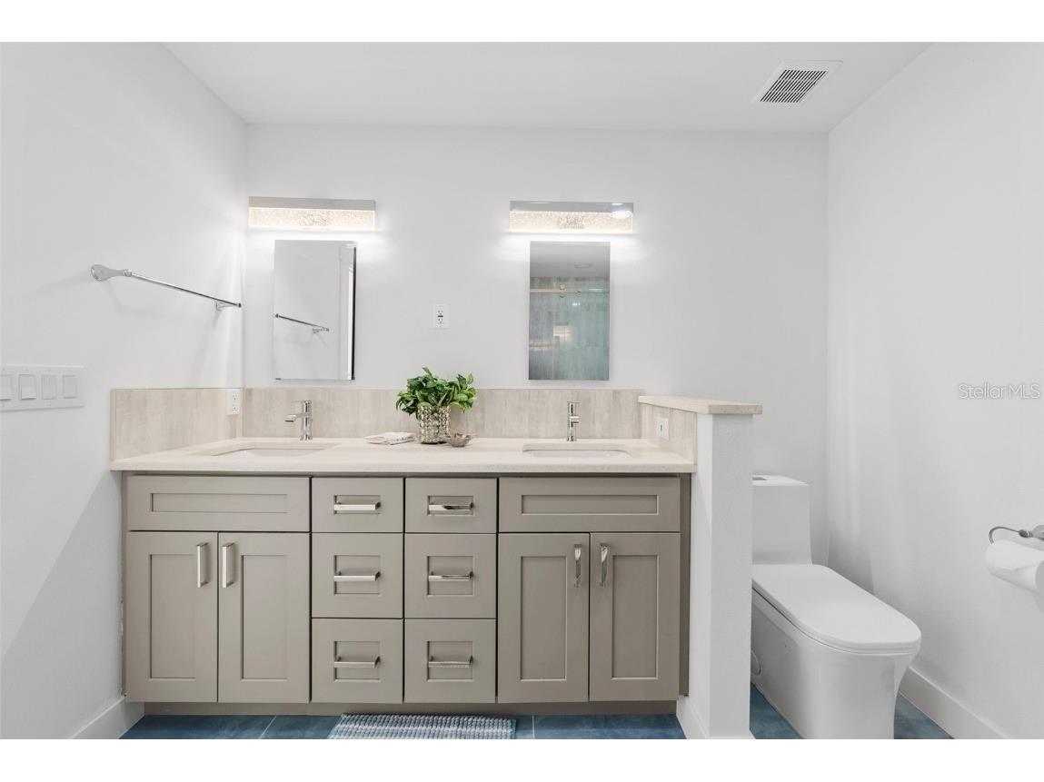 700 Faith Avenue Osprey FL 34229 A4667634 image27