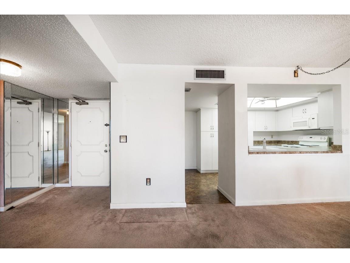 700 Island Way #404 Clearwater Beach FL 33767 - MANDALAY CHANNEL TB8353030 image12