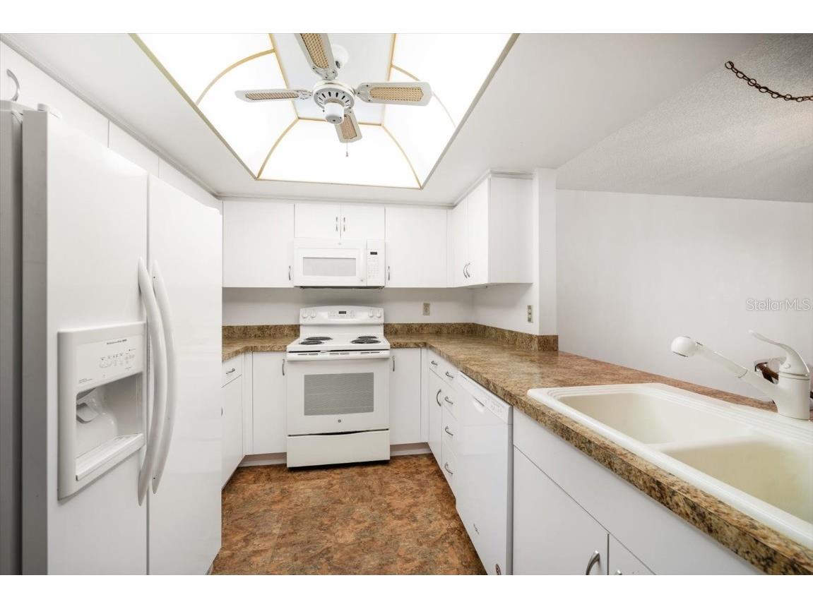 700 Island Way #404 Clearwater Beach FL 33767 - MANDALAY CHANNEL TB8353030 image13