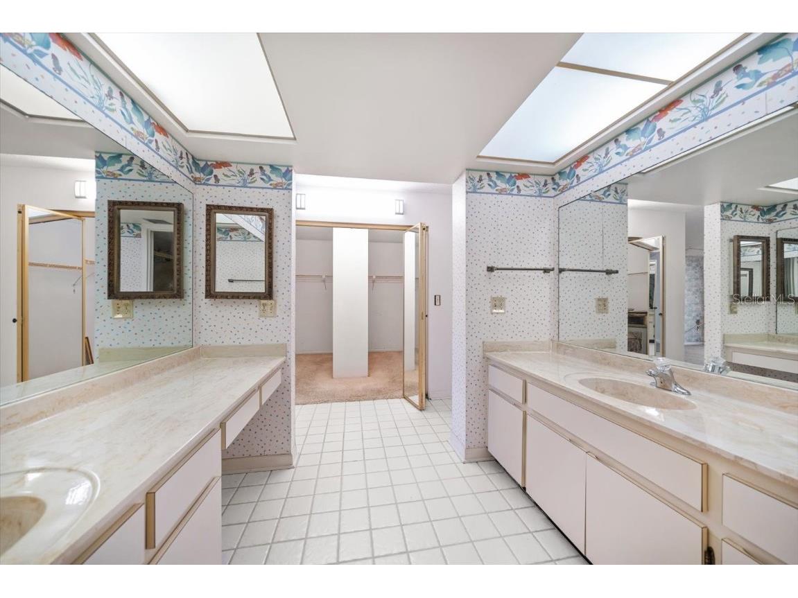 700 Island Way #404 Clearwater Beach FL 33767 - MANDALAY CHANNEL TB8353030 image18