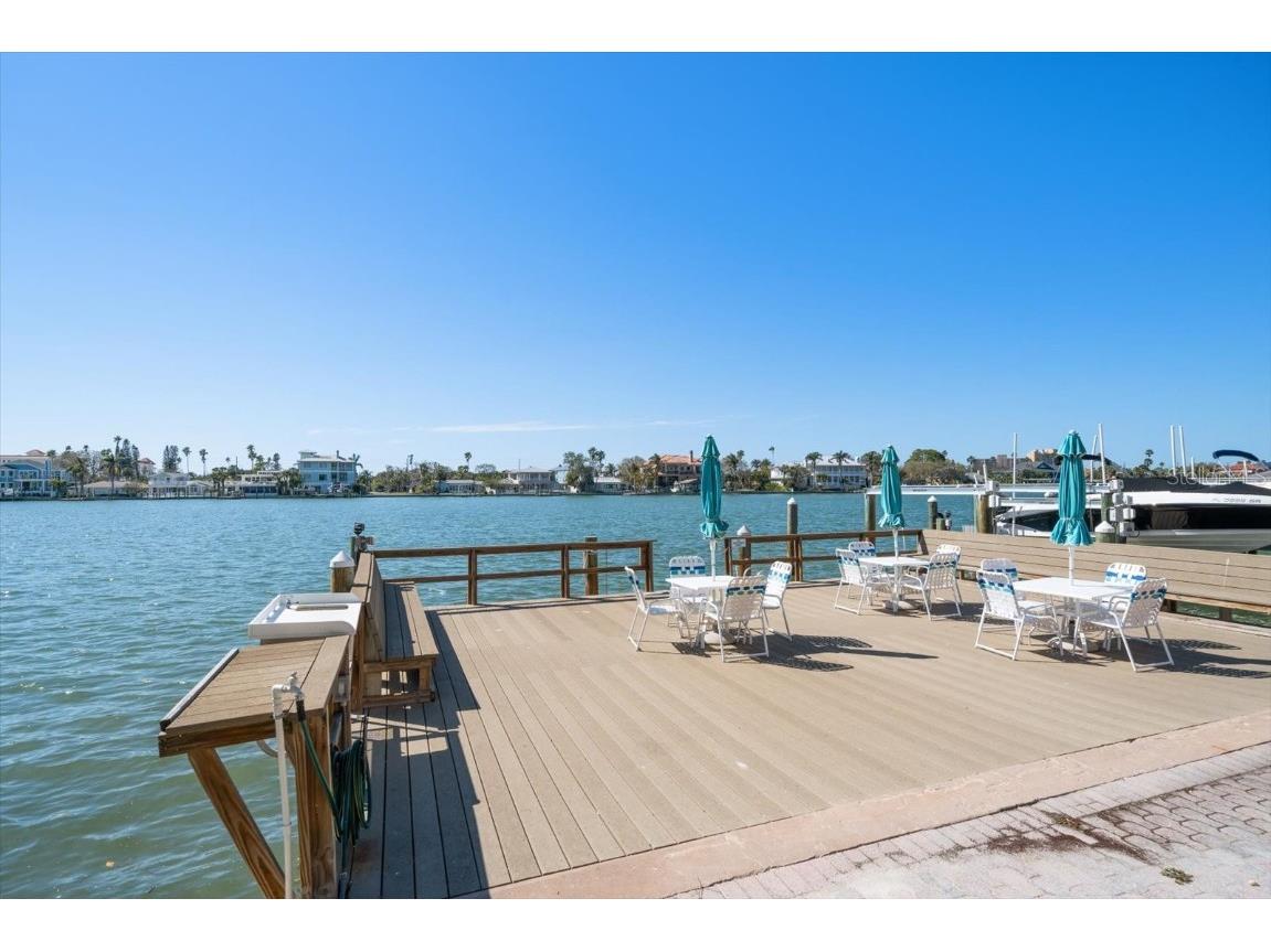 700 Island Way #404 Clearwater Beach FL 33767 - MANDALAY CHANNEL TB8353030 image31