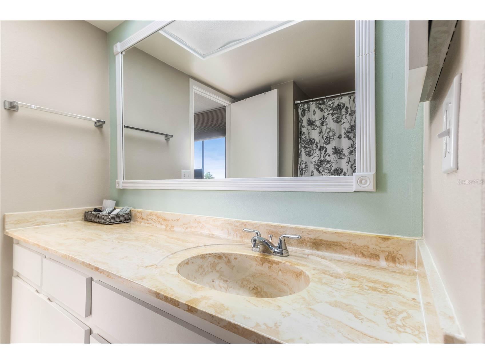 700 Island Way #501 Clearwater Beach FL 33767 - MANDALAY CHANNEL TB8456487 image29