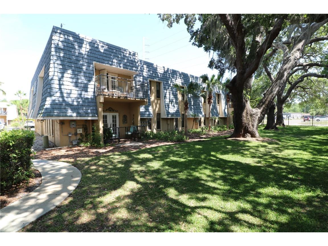700 Lyndhurst Street #1002 Dunedin FL 34698 T3521913 image1