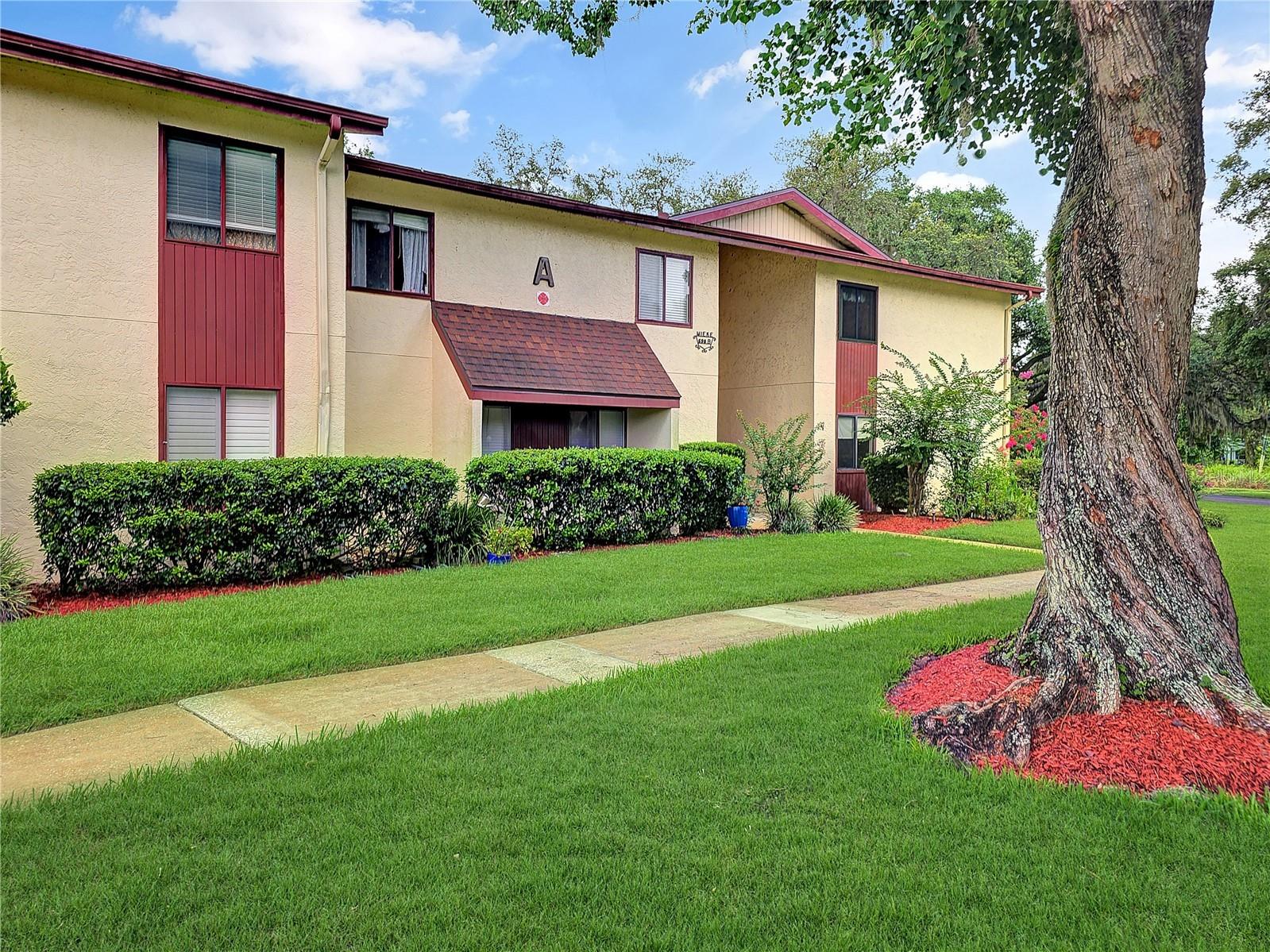 700 Midway Drive #B Ocala FL 34472 - LAKE JADE OM726629 image1