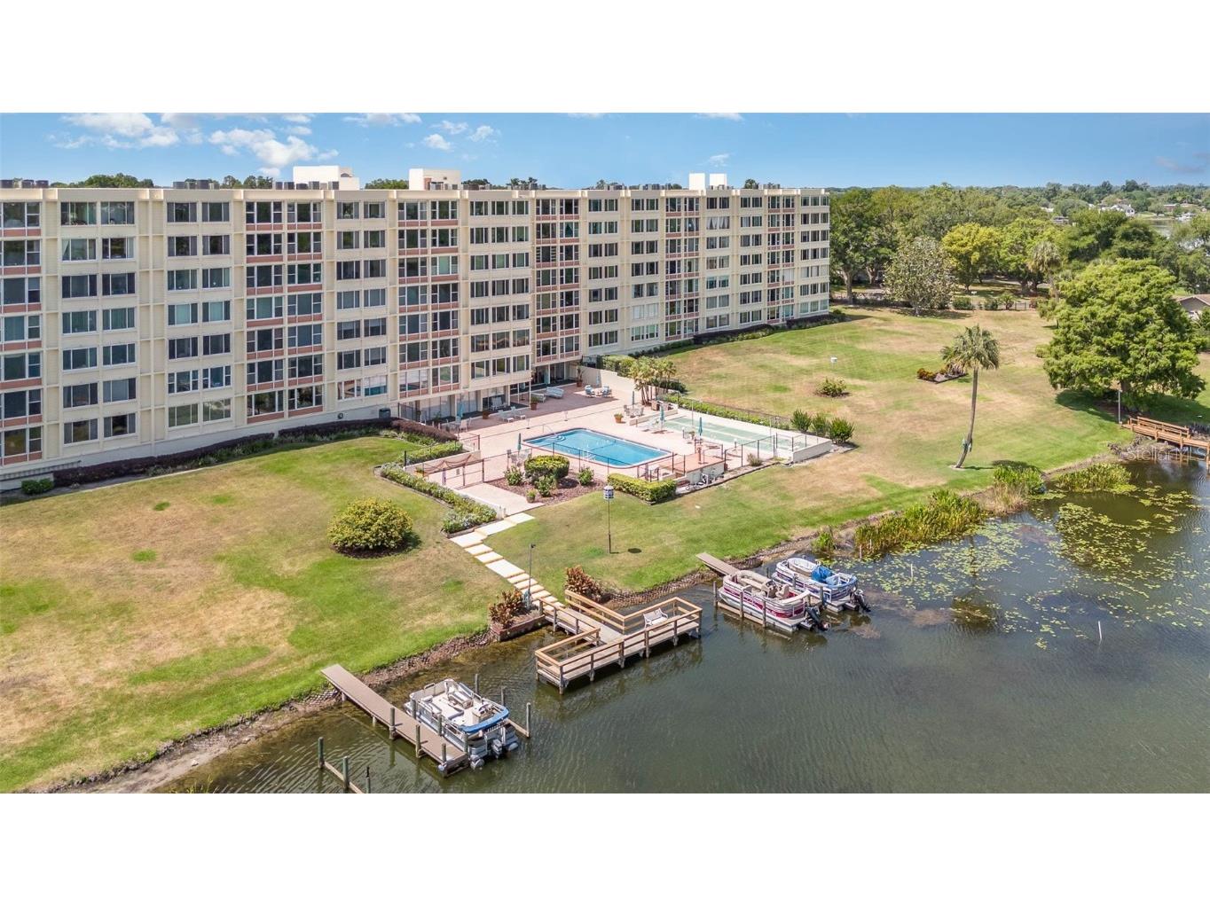 700 Mirror Terrace NW #205 Winter Haven FL 33881 - Spring Lake O6201598 image1