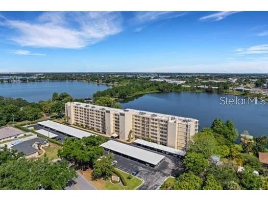 700 Mirror Terrace NW #403 Winter Haven FL 33881 - LAKE SPRING B4901839 image1