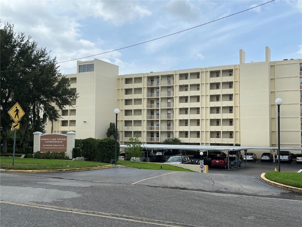 700 Mirror Terrace NW #505 Winter Haven FL 33881 T3394975 image1