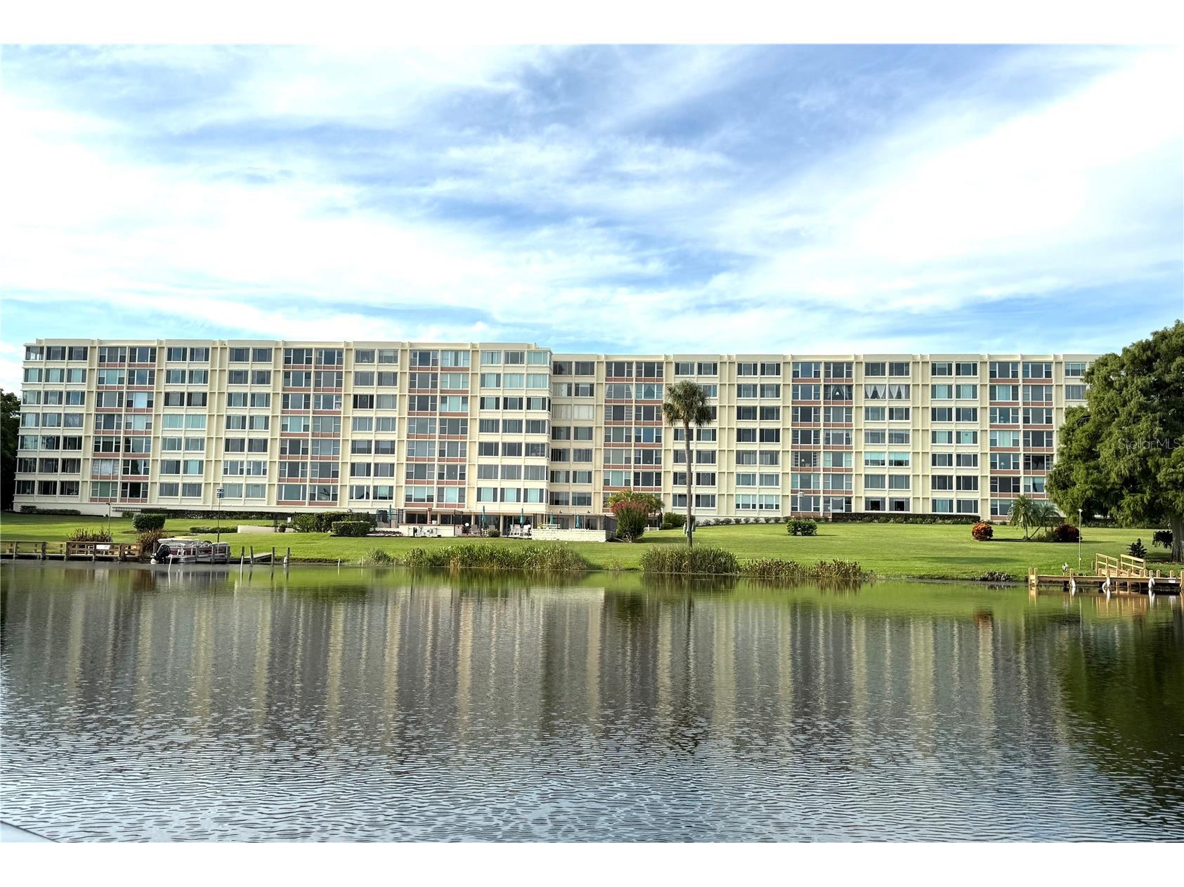 700 Mirror Terrace NW #507 Winter Haven FL 33880 - LAKE SPRING B4902265 image2