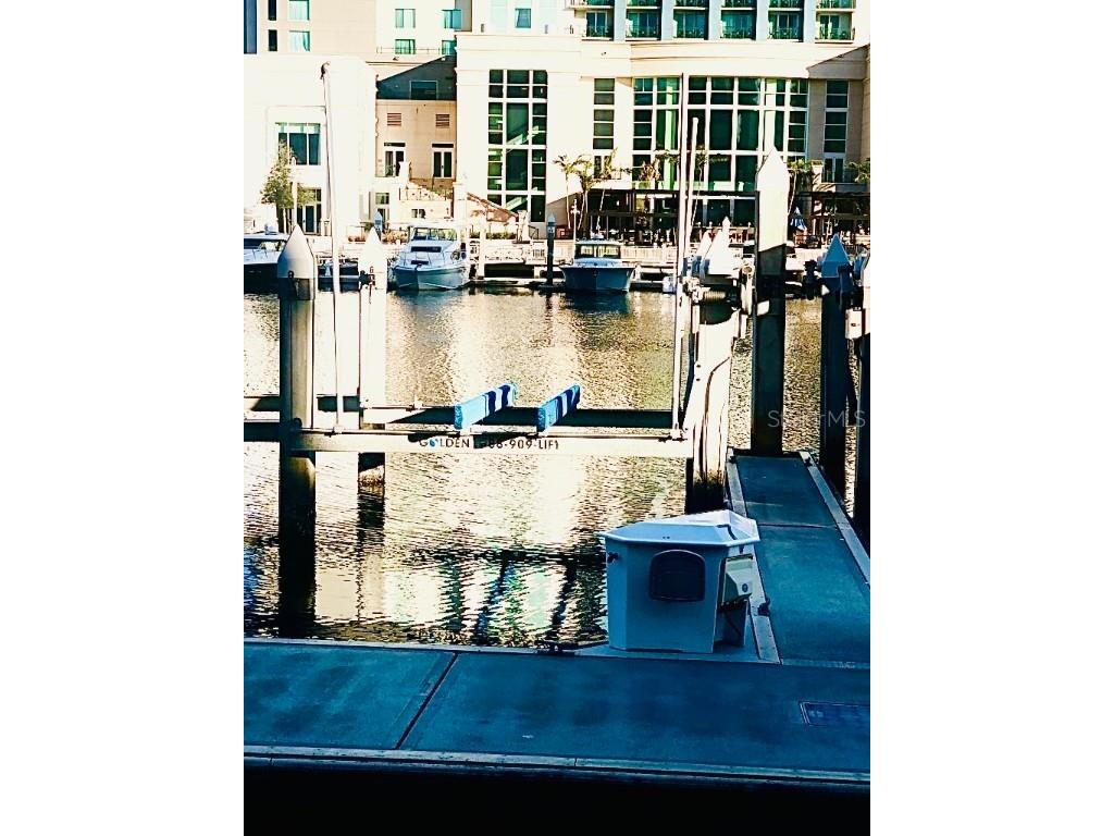 700 S Harbour Island #7 Tampa FL 33602 - TAMPA BAY & HILLSBOROUGH RIVER TB8453590 image1